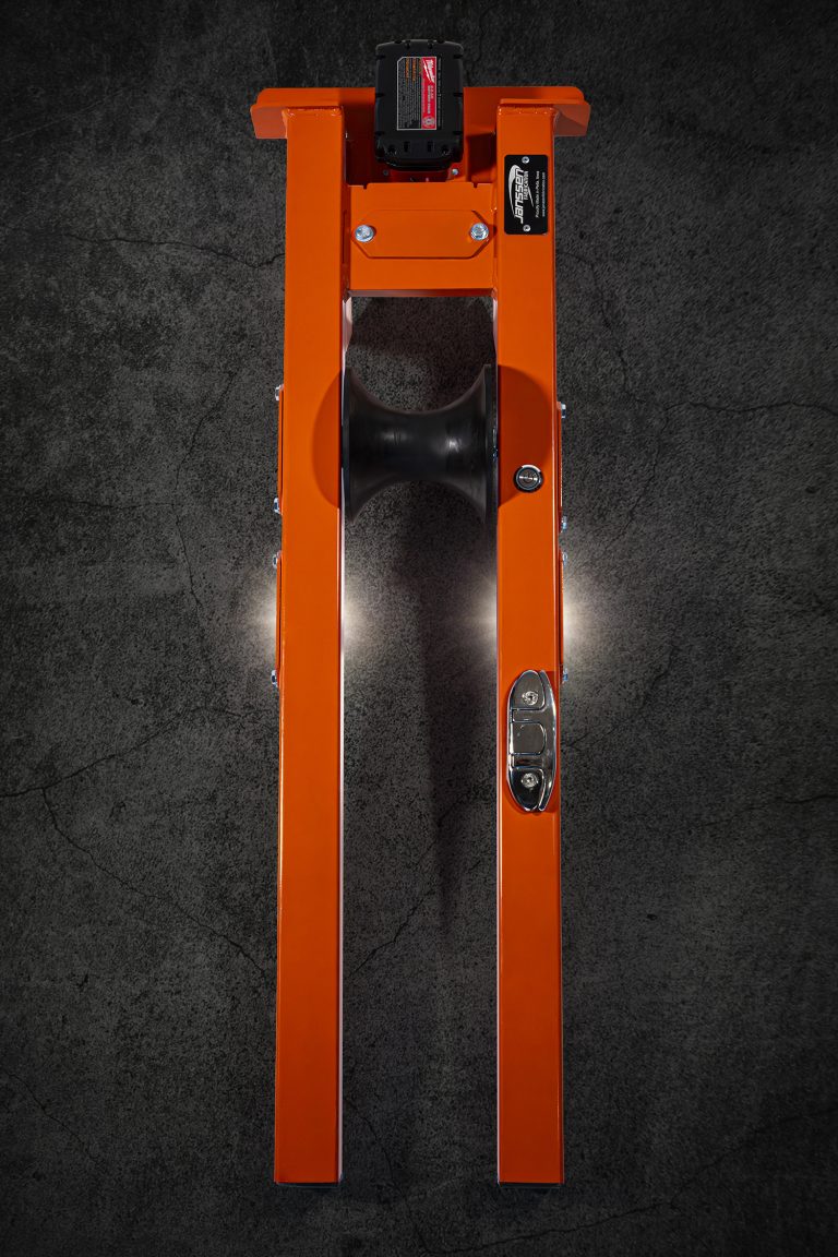 CIT-LightRingInc_071925_3343-Concrete-LightsON-LoRes