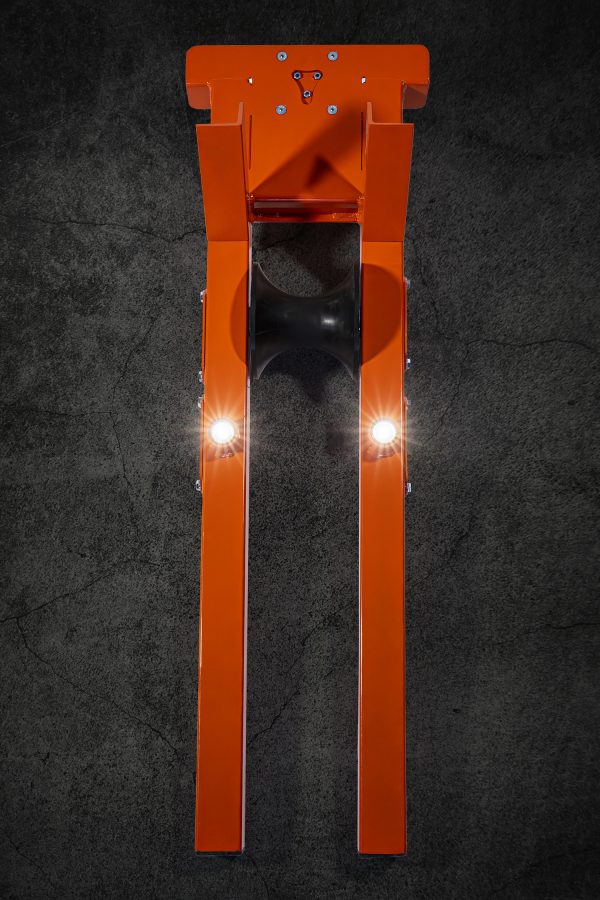 TorchRail – Illuminated Manhole Down Roller - Image 6