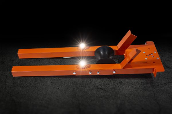 TorchRail – Illuminated Manhole Down Roller - Image 4