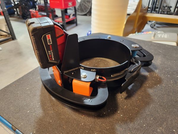 Torch – 8" Vac Tube Clamp with Integrated LED Lighting - Image 7