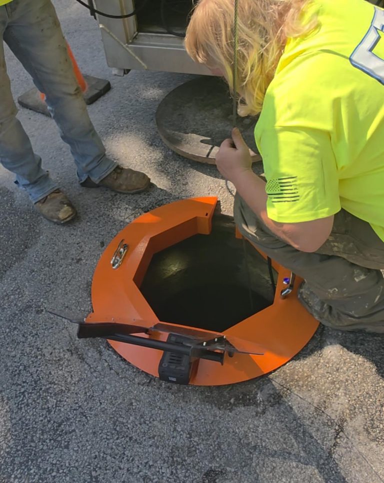 lightring-illuminated-manhole-cover-09